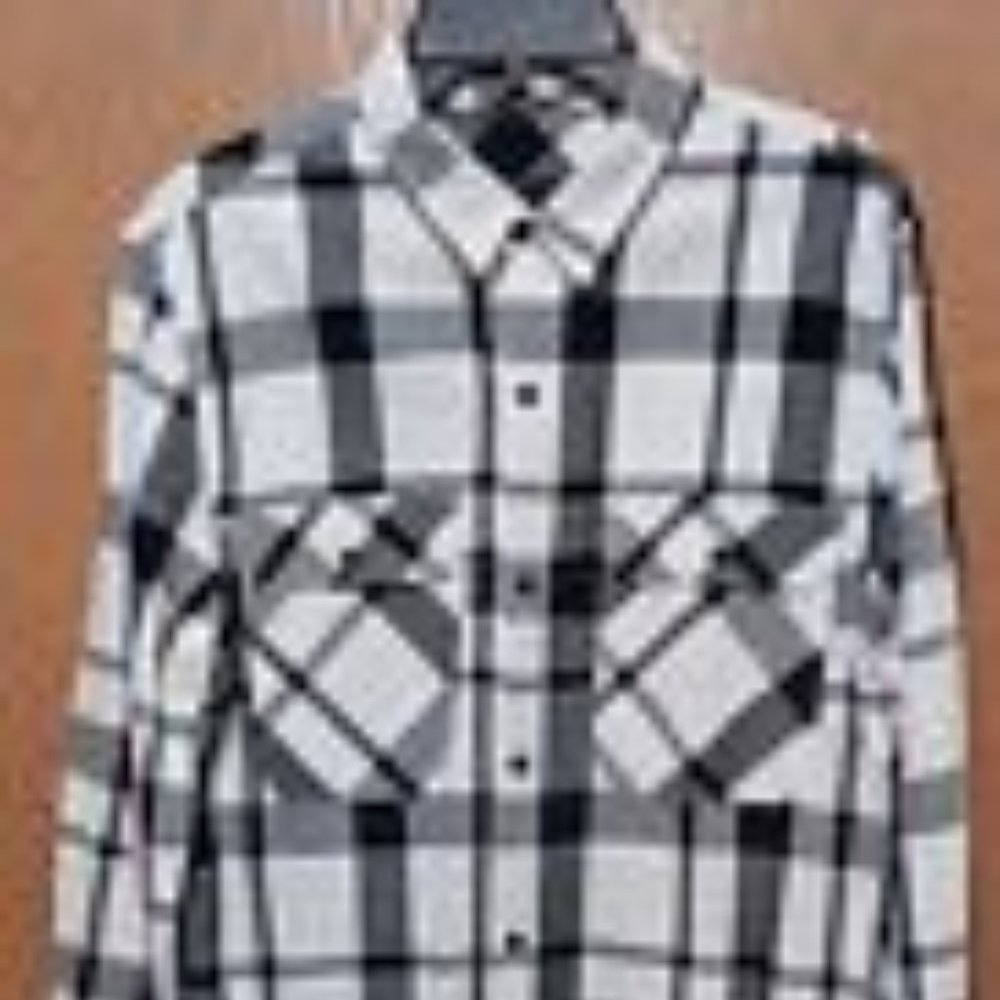 Forever 21 (Plaid)-(Black/White)-(Pre-owned)-(New Condition)-(Size L)-$25.00 - Picture 3 of 4